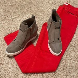 CCOCCI Taupe Wedge Zip Sneaker size 7